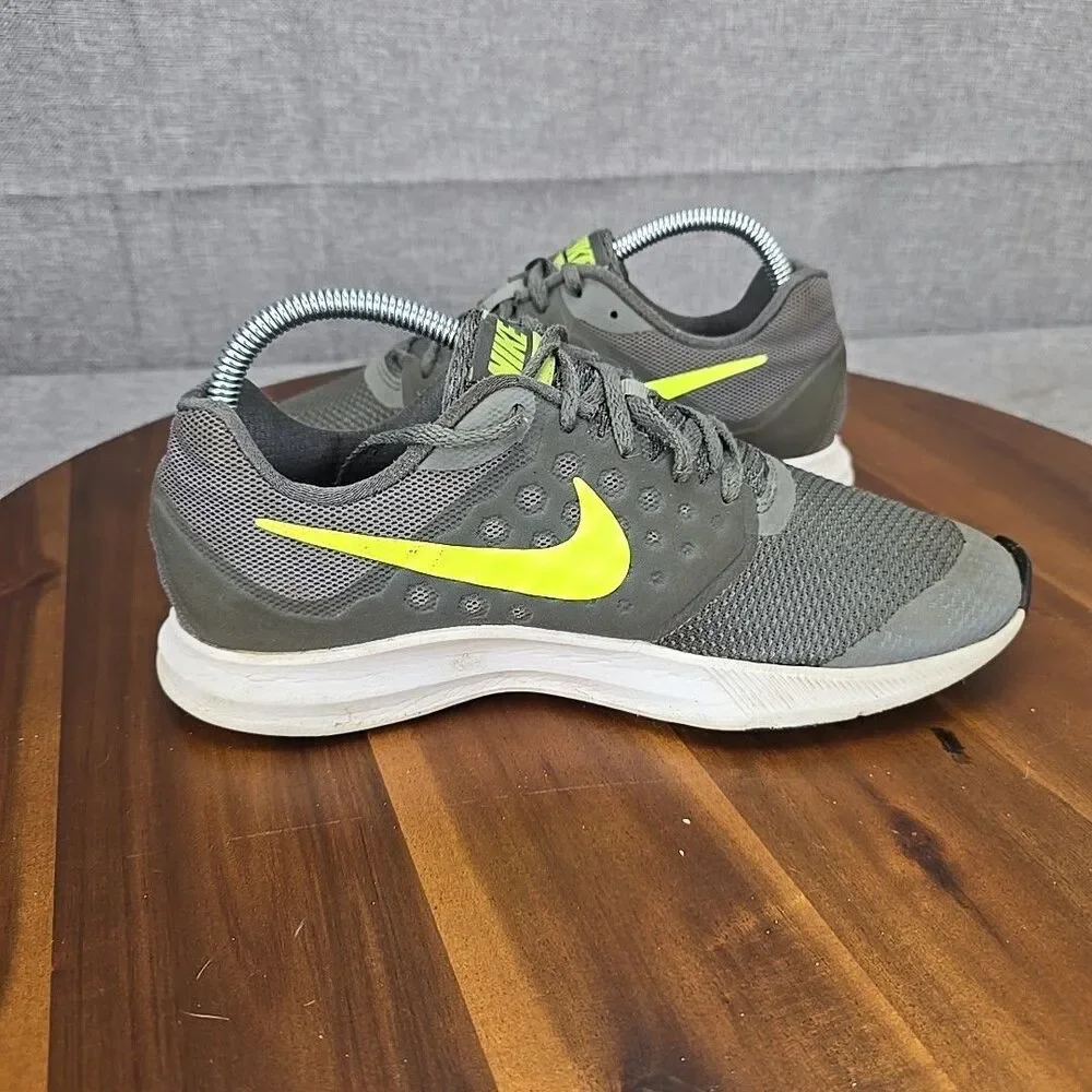 Nike Youth Athletic Kids Shoe Size 6.5Y 869969-002 Gray Green - Picture 13 of 15